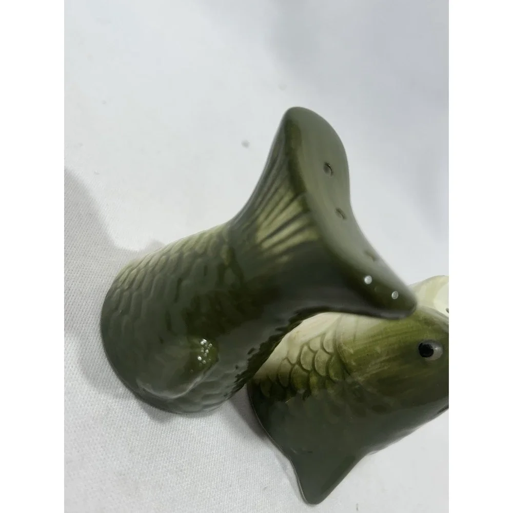 Largemouth Bass Salt Pepper Shakers Fish Cabin Lodge Rustic Cottagecore
